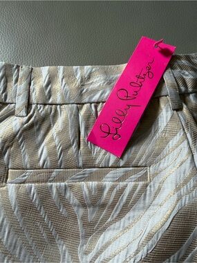 Lilly Pulitzer shorts in Gold and cream zebra like pattern